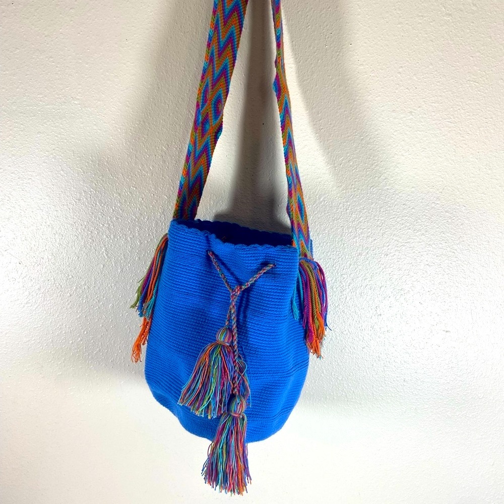 Wayuu Mochila Bucket Bags with Multicolored Strap and Tassels, Single Thread.